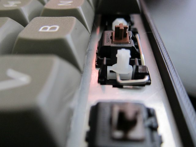 móc nhựa costar stab